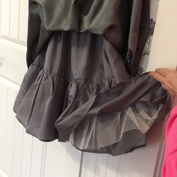 Silver & Cream Calvin Klein Cocktail Dress - Picture 3 of 7